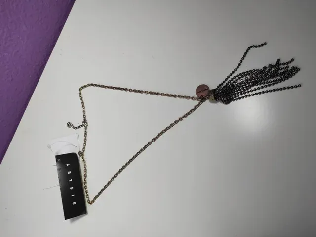 Colgante Sisley metálico con cadena