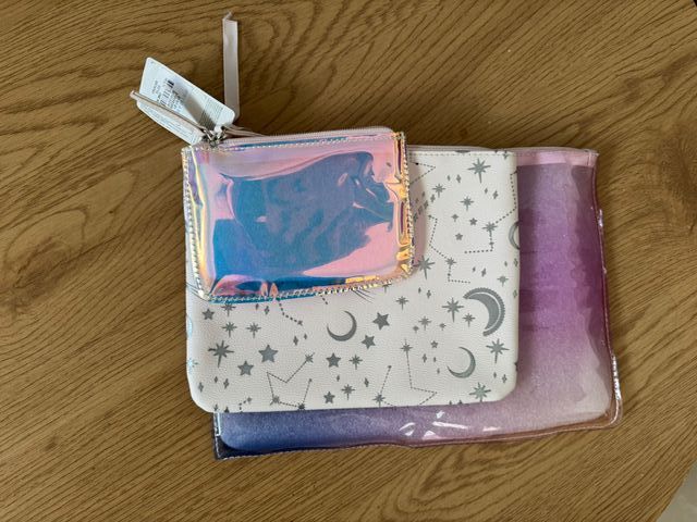 Pack neceseres Primark estrellas y lunas