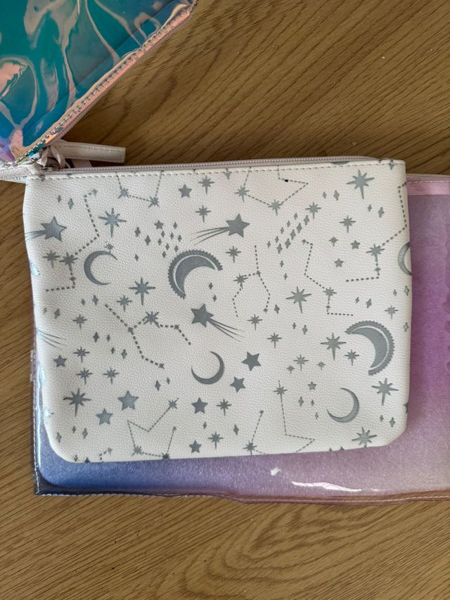 Pack neceseres Primark estrellas y lunas