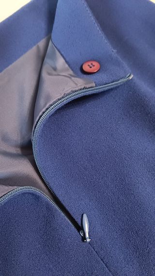 Traje Falda Azul Klein T. M Caramelo