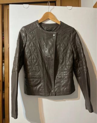 Chaqueta de cuero marrón