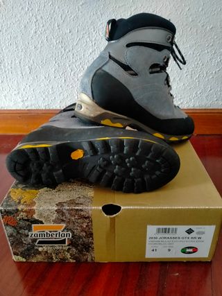 Botas de montaña Zamberlan mujer semirrígidas