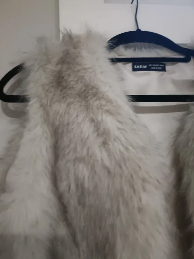 Chaleco de pelo SHEIN talla única