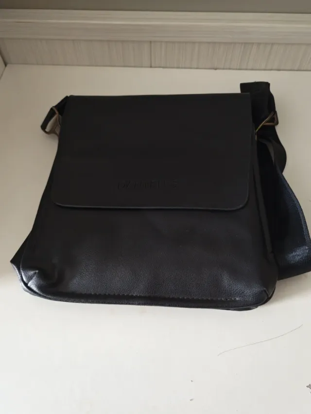 Bolso bandolera piel hombre negro