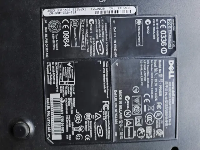 Portátil Dell Inspiron 9400 Plata/Blanco