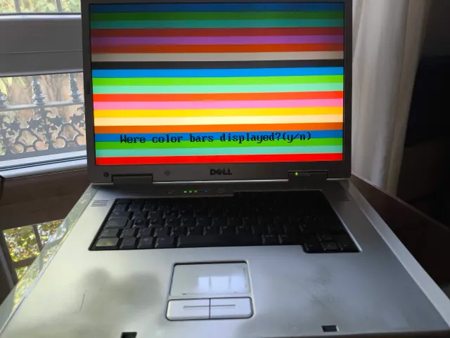 Portátil Dell Inspiron 9400 Plata/Blanco