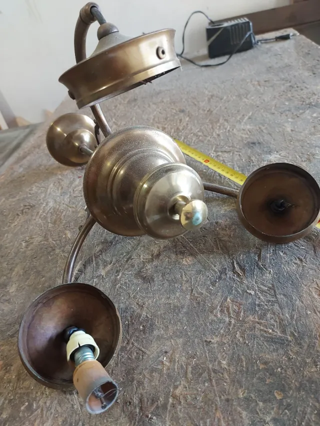 Lampadario in ottone