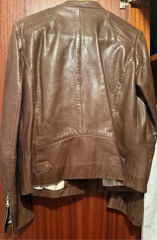 Cazadora cuero Massimo Dutti marrón