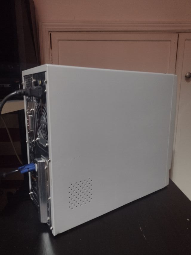 Ordenador LG Pentium III 733MHz 2001