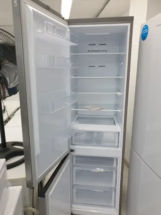 Nevera Samsung 2m con tara