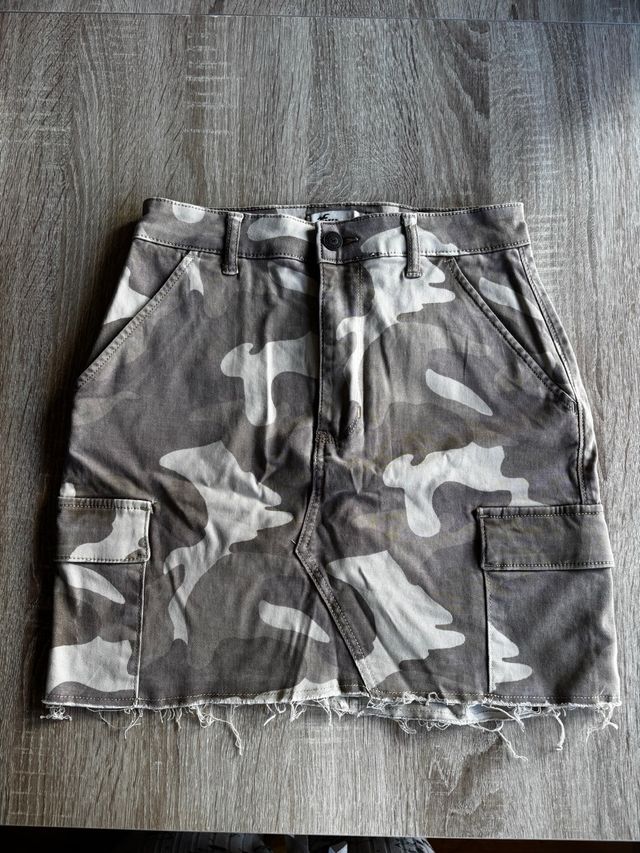 Falda Hollister camuflaje Talla S
