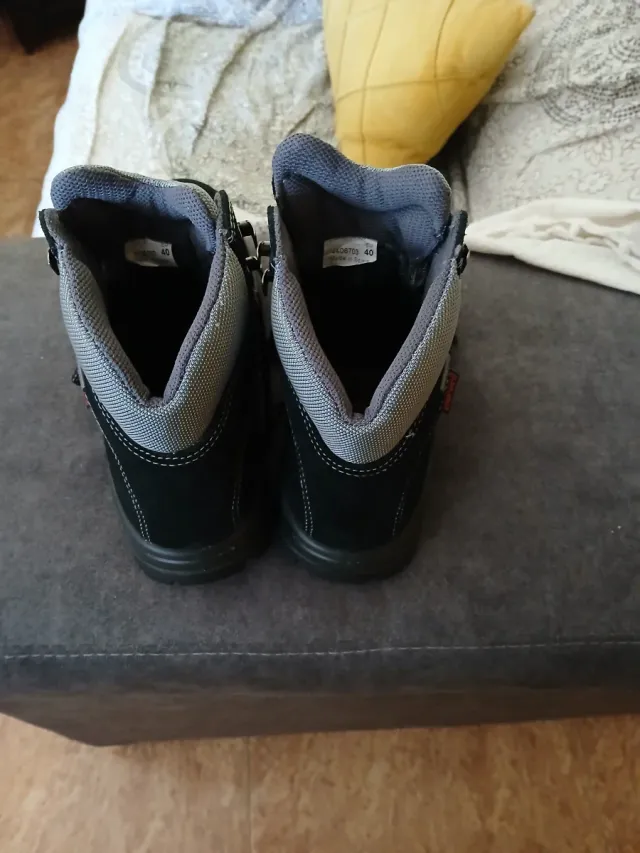 Botas de montaña Chiruca negras