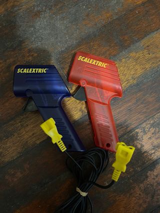 2 Mandos Scalextric (Azul y Rojo)