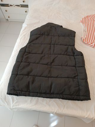 Chaleco acolchado hombre negro