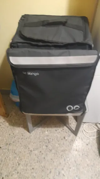 Mochila de reparto marca Boolanga.