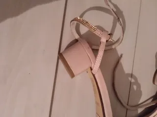 Sandalias BIBI LOU Beige con Brillantes