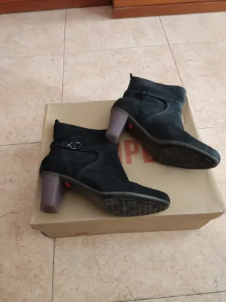 Botas Camper Nobuk Negras Talla 38