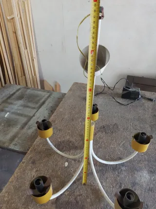 Lampadario vintage bianco e giallo