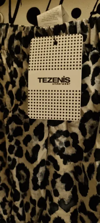 Pantaloncini fantasia leopardata