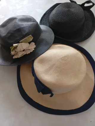 Tre cappelli estivi vintage