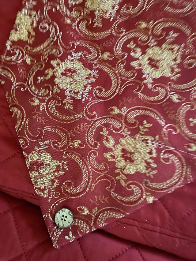 Runner fatto a mano oro e rosso