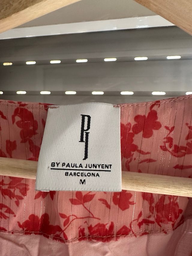 Vestido rosa estampado flores 1 uso