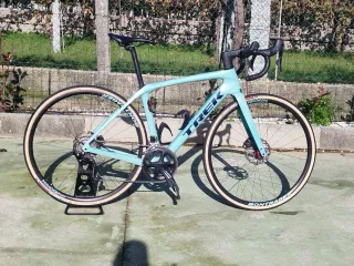 Trek Domane SL5 Gen 4 Carbono