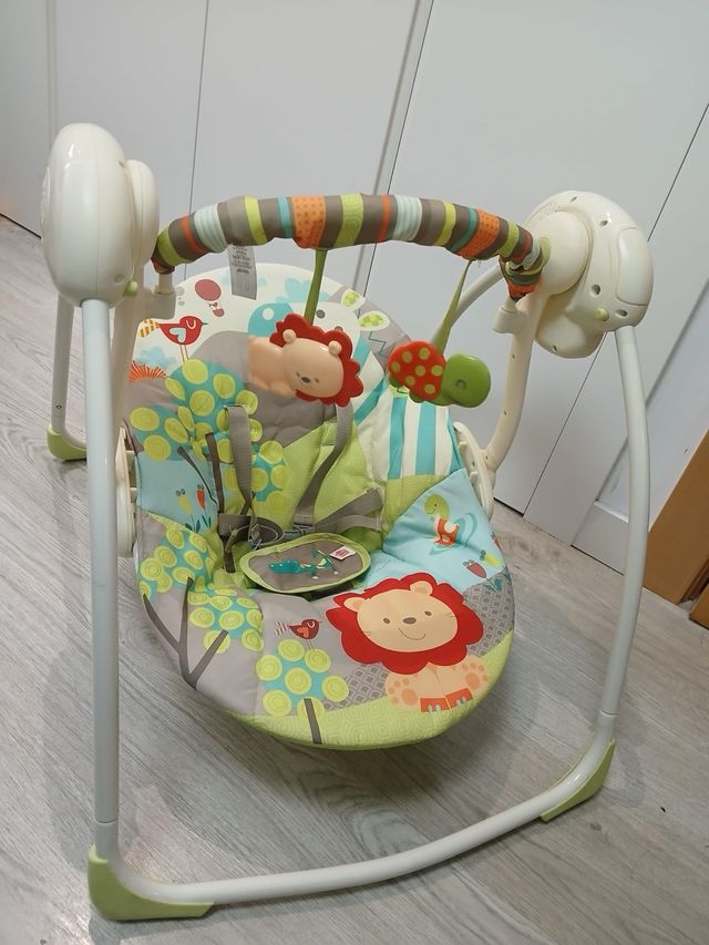 Mecedora portátil Bright Starts