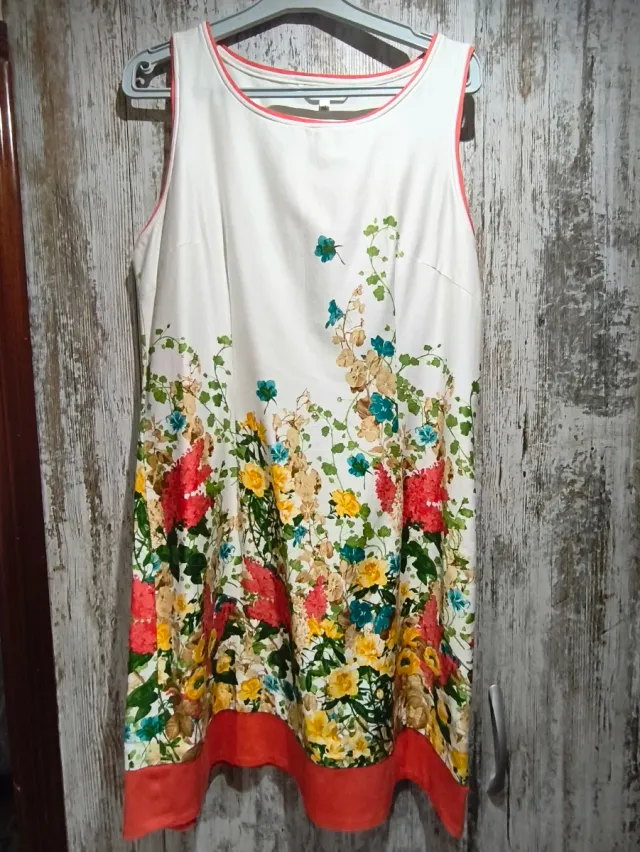 Vestido estampado floral talla XL