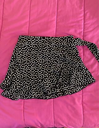 Falda corta estampada floral