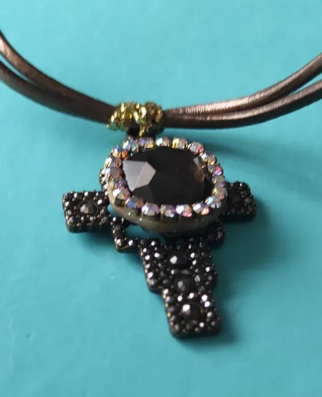 Colgante Cruz Jelua by Magdala