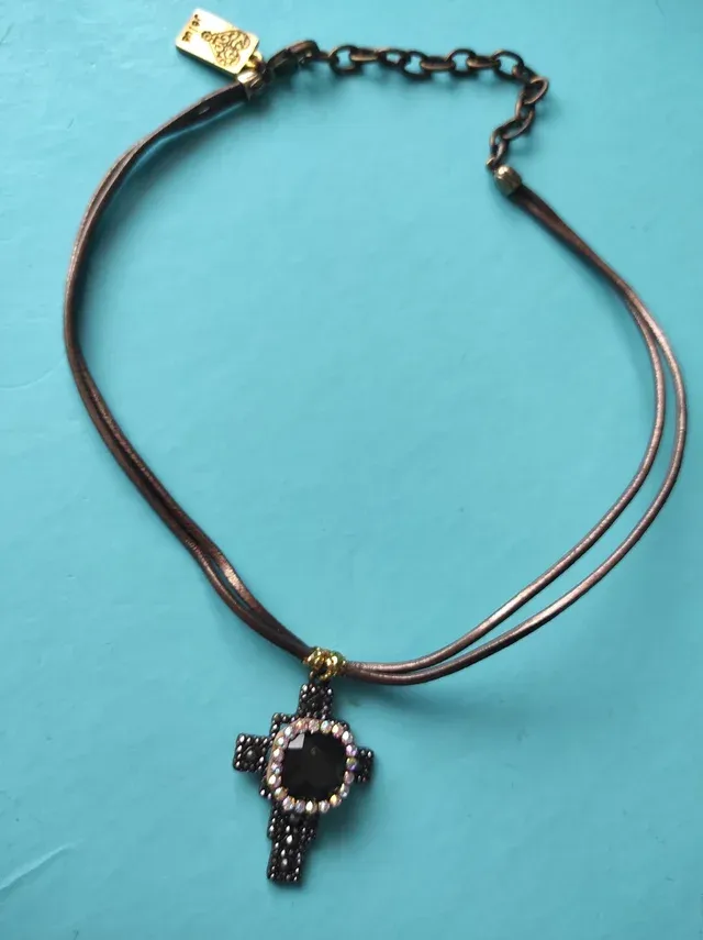 Colgante Cruz Jelua by Magdala