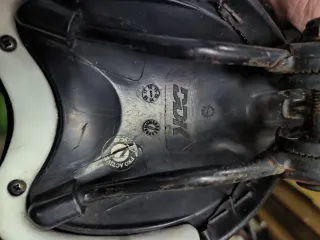 Sillín bicicleta DDK negro