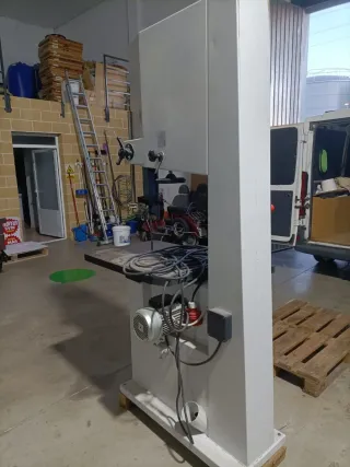 Serradora de cinta KENBILL