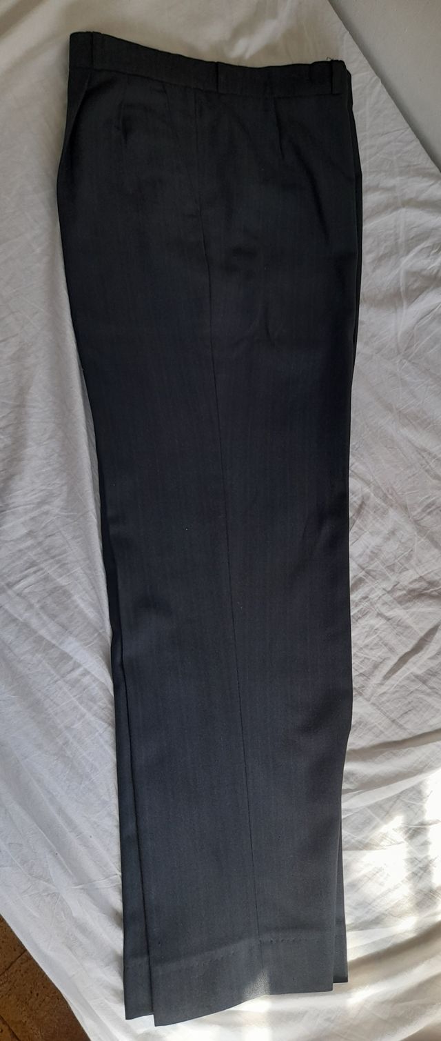 Traje de chaqueta para hombre. Azúl marino.