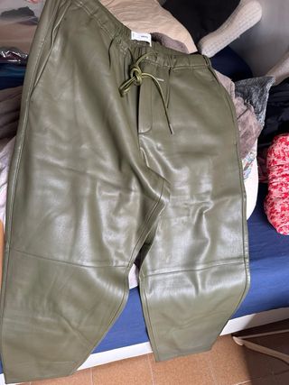 Pantalón Mango verde talla M