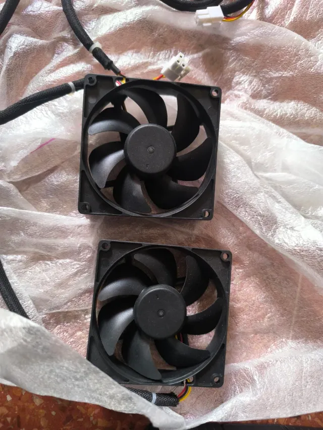 2 Ventiladores Axiales DC 12V
