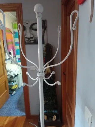 Perchero blanco juvenil metal