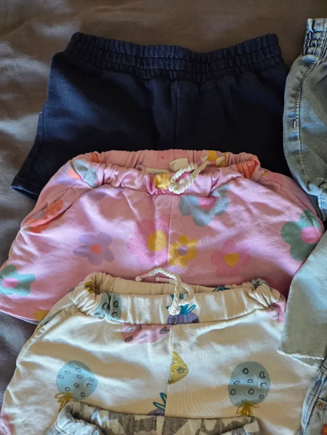 Lote pantalones cortos niña