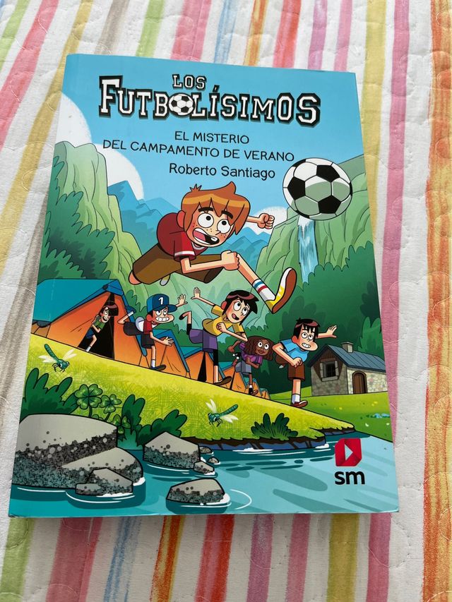 Los Futbolísimos 27: El misterio del campamento...