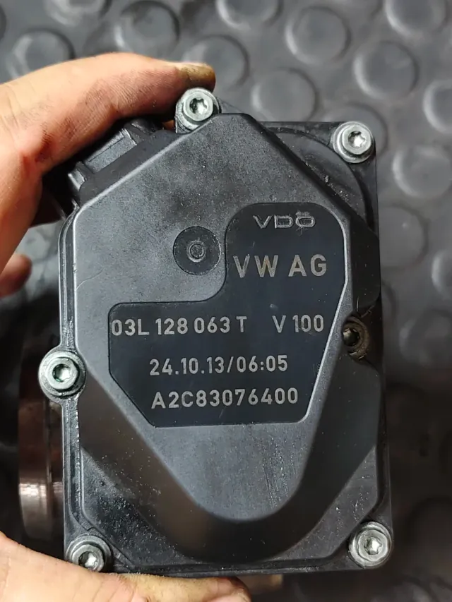 Caja Mariposa VDO VW AG 03L128063T