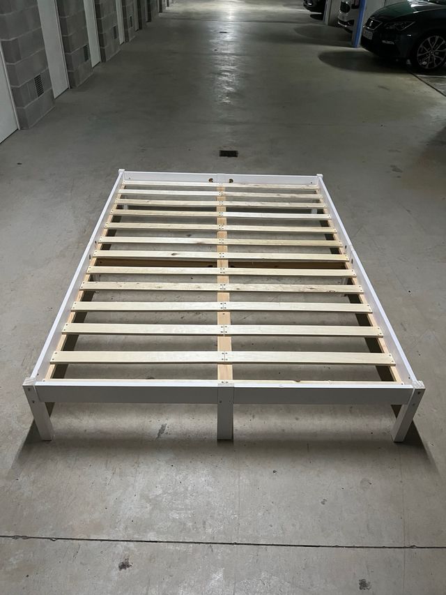 Somier de madera blanco para colchón de 190x135