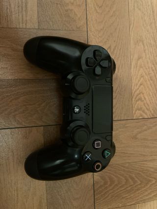 PlayStation 4 nera 1TB + controller originale