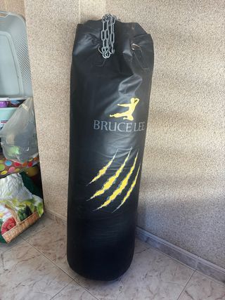 Saco de boxeo perfecto estado + anclaje