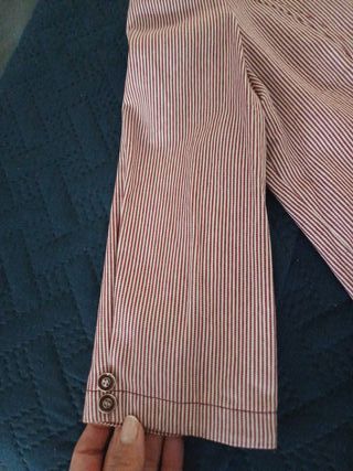 Americana / Chaqueta Rayas Rosas y Rojas.