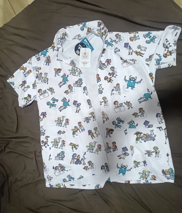 Casaca/blusa sanitaria, estampado kukuxumuso