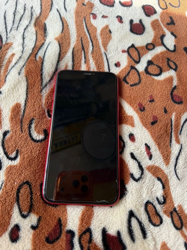 iPhone 11 Rojo