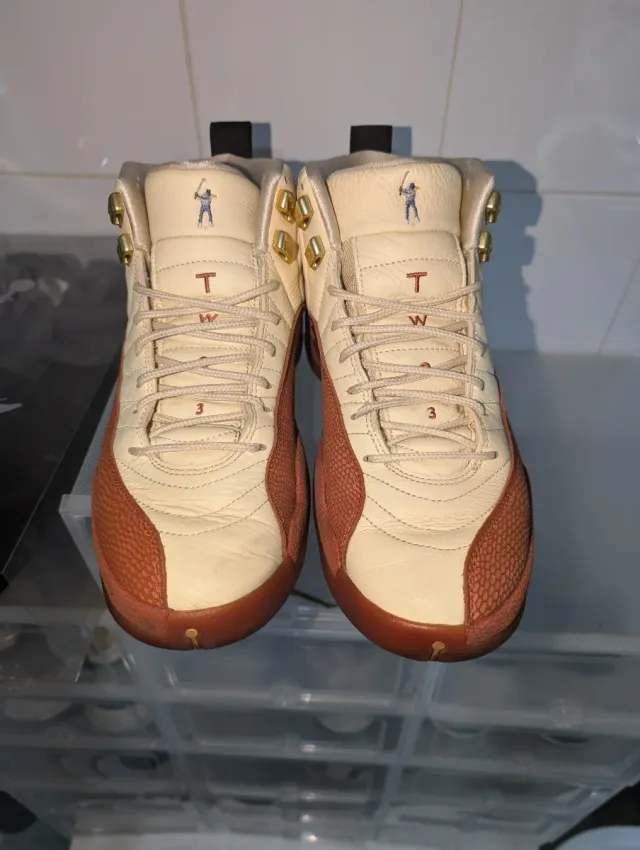 Jordan Retro 12 eastside golf 42'5