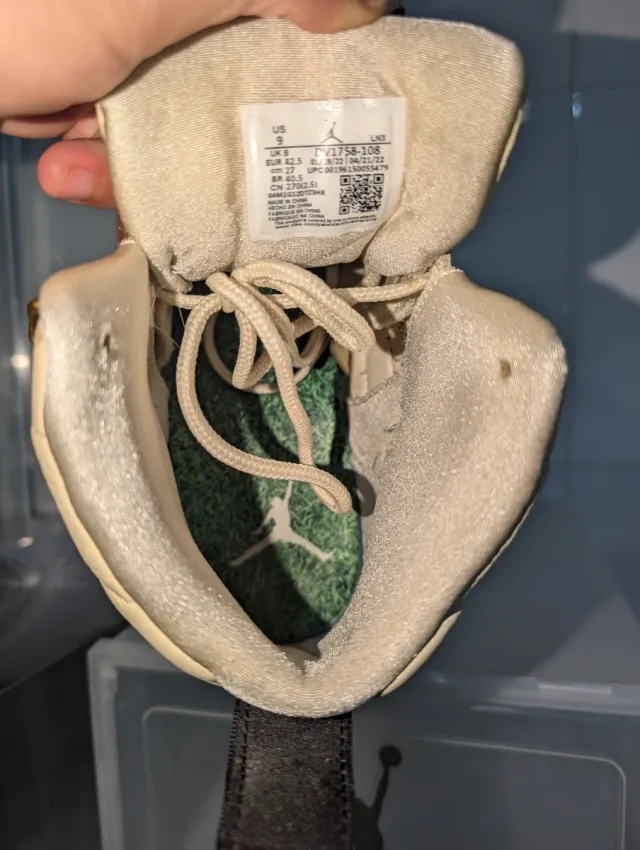 Jordan Retro 12 eastside golf 42'5