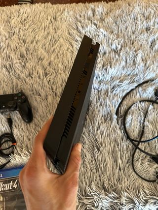 PS4 Slim 500gb Negra + Fallout 4